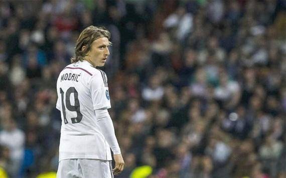 国安5-1送梅州降级，法比奥大四喜独享联赛金靴，张玉宁破门