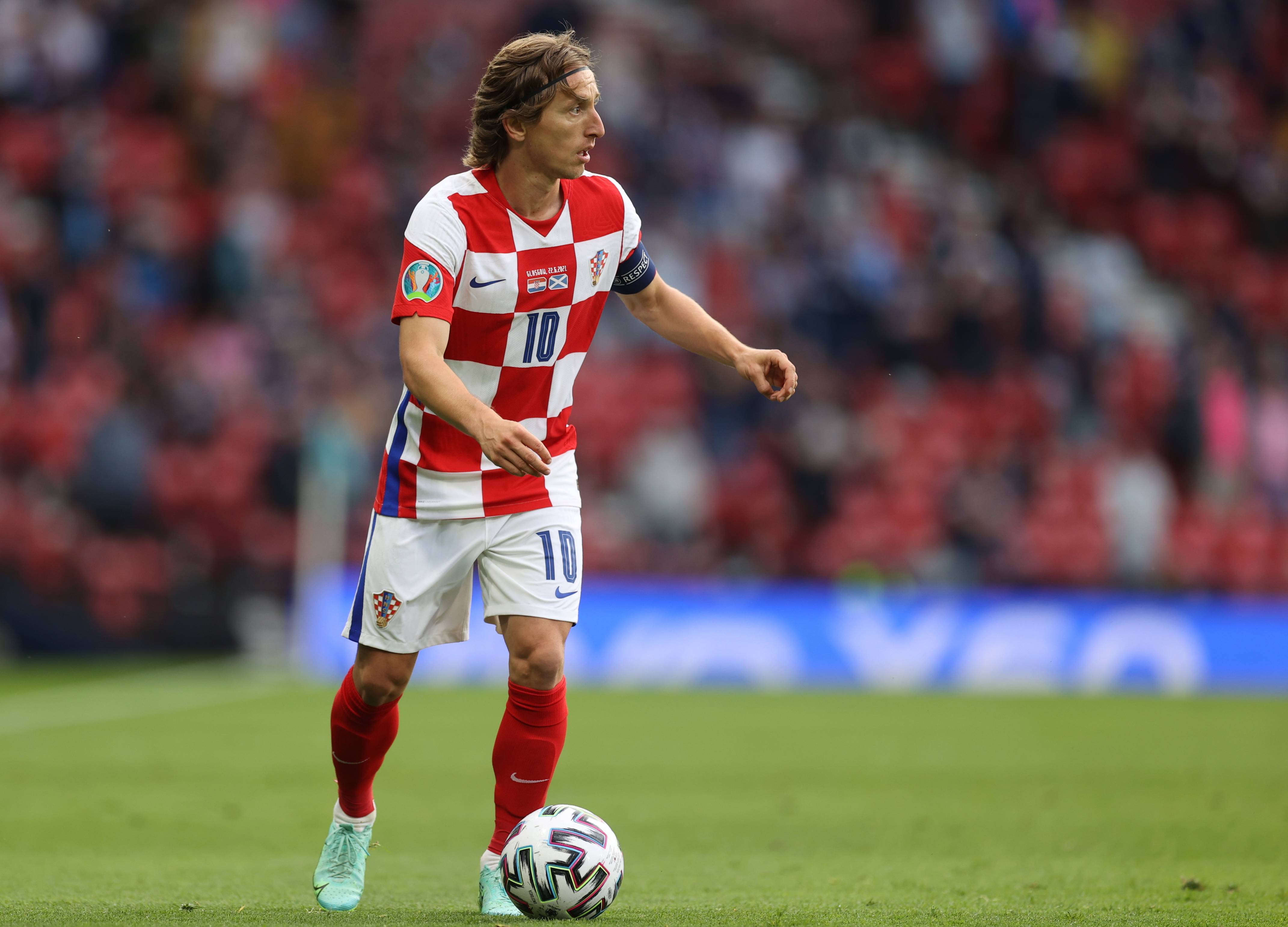 海港战武里南联海报：以物理试卷为背景，解“南”题