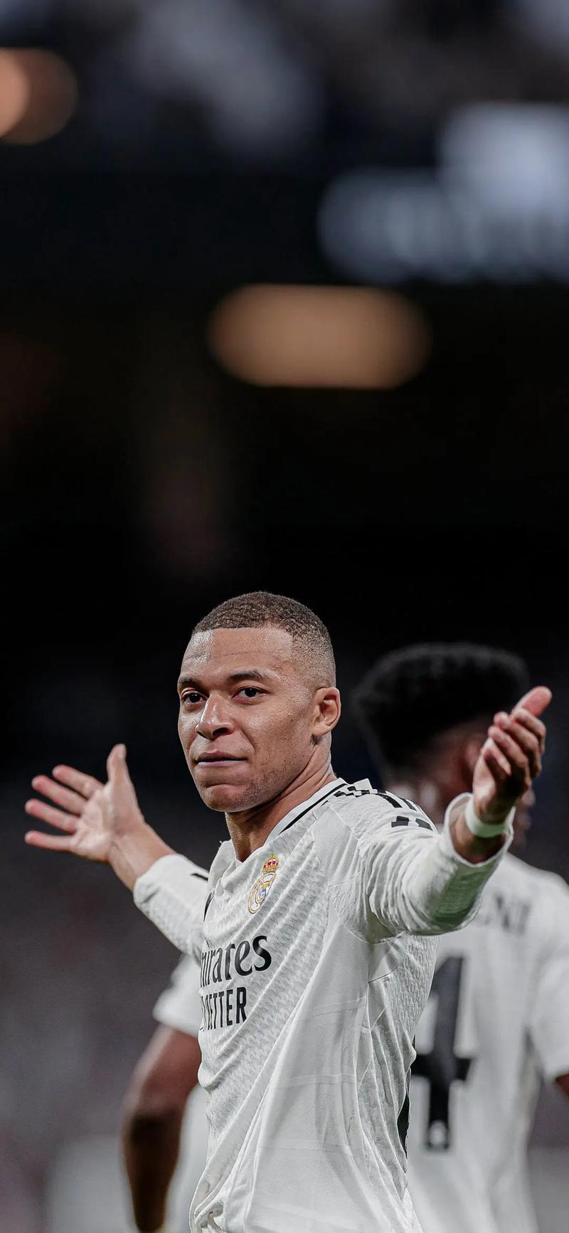 三场两零封仅丢1球，奥纳纳当选土媒评选的土超10月最佳球员